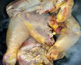 Foto del paso 1 de la receta: Pollo a la cerveza con verduras (sin horno)
