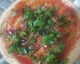पनीर ओव्हरलोडेड चीझ पिझ्झा (paneer cheese pizza recipe in marathi) रेसिपी स्टेप 4 फोटो 