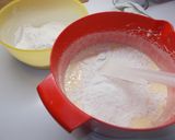 Joghurtos meggyes recept fázis 1 fotója