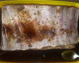 Serpenyős szójaszószos-fokhagymás sült oldalas recept fázis 2 fotója