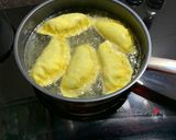Hình bước làm 4 của món Bánh gối