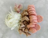 Foto langkah ke 2 dari resep Pakcoy Tumis Sosis Bakso.
