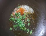 A picture of step 4 of Tawa masala paneer burgar.