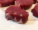 Foto del paso 3 de la receta: Solomillo de cerdo con champiñón y baicon