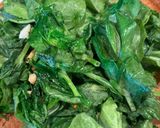 Hình bước làm 1 của món Rau đậu Hoà lan xào thịt bò