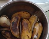 Foto langkah ke 1 dari resep Onde-onde pisang coklat rasa durian.