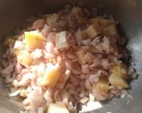 A picture of step 2 of Gobhi ki sabji.