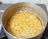 Foto langkah ke 1 dari resep Telur Dadar Makaroni Keju.