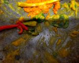 Foto langkah ke 2 dari resep Kembung Bumbu Kuning.
