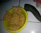 Foto langkah ke 3 dari resep Mie Kremes Super Pedas.