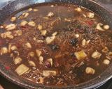 Foto del paso 6 de la receta: Fideuá Negra con Sepia y Cigalas