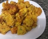 A picture of step 4 of Cauliflower bhajiya #Endofyearchallenge.