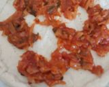 Foto langkah ke 4 dari resep Pizza Kimchi - gochujang.