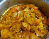 A picture of step 3 of Raw Papaya Subzi.