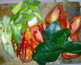 Foto langkah ke 3 dari resep Sup udang kangkung (tomyam praktis).