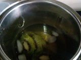 કીવીમોકટેલ(Kiwi Mocktail Recipe in Gujarati)