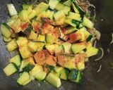 A picture of step 4 of Spicy pumpkin curry.