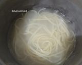 Foto langkah ke 1 dari resep Fettuccine Aglio Olio + Bayam | Ala Rumahan.