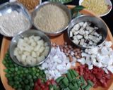 વેજીટેબલ ફાડા ખીચડી (Vegetable Fada Khichdi Recipe In Gujarati) રેસીપી સ્ટેપ1ફોટો