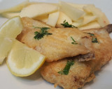 Foto del paso 3 de la receta: Pescadilla o perlitas de ración rebozadas