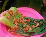 Foto langkah ke 5 dari resep Cah pakcoy ayam bawang.