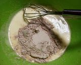 Foto langkah ke 4 dari resep Pukis Pisang Cokelat.