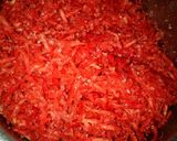 A picture of step 3 of Gajar ka Halwa 😋😋.