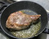 Une image de l'étape 5 de Côte de bœuf grillée marinée.