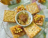 A picture of step 4 of Apple cracker sandwich.