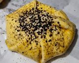 Foto del paso 3 de la receta: QUESO🧀BRIE Hojaldrado🥐, en Cama de Pesto🌿...!