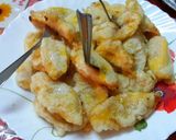 A picture of step 2 of Banana fritters.