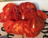 Une image de l'étape 4 de Salade aux trois tomates, concombres et persil.