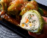 Foto langkah ke 7 dari resep Sawi Putih Gulung Isi Ayam Udang Tahu.