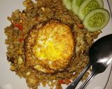 Foto langkah ke 8 dari resep Nasi goreng rumahan.