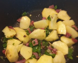 Foto del paso 2 de la receta: Guiso de patatas con setas shiitake y jamón