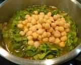 Foto del paso 7 de la receta: Olleta de garbanzos y salmón