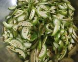 A picture of step 1 of Spiny gourd fry.