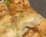 صورة لخطوة 3 من وصفة حشوة اجبان لذيذة 🌙 🤤