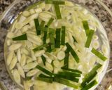 รูปขั้นตอนการทำที่ 2 ของ ผัดเผ็ดไก่กระวาน