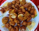 A picture of step 4 of Gram and Cornflour Button Mushroom Fritters.