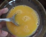 Foto langkah ke 3 dari resep Telur dadar pare.
