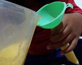 Foto langkah ke 5 dari resep Es lilin mangga manis keju.