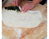 A picture of step 3 of Grandma 'Mimia's' Snail Pie with Spinach and Herbs 💚.