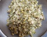 Hình bước làm 1 của món Bánh xèo nấm củ hủ dừa chay