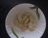 A picture of step 2 of Badam Phirni.