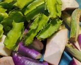 Gambar langkah 4 resipi Sotong Masak tempoyak cili api.