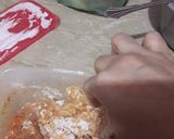 A picture of step 4 of Zinger burger.