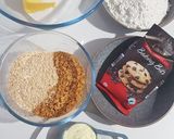 A picture of step 2 of Cornflakes and Nestum Cookies.