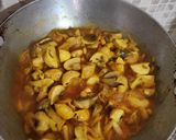 A picture of step 4 of Tangy Chilli Mushrooms🍄.