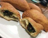 Foto del paso 9 de la receta: Sgonfiotti (Empanadas rellenas de queso y espinacas)